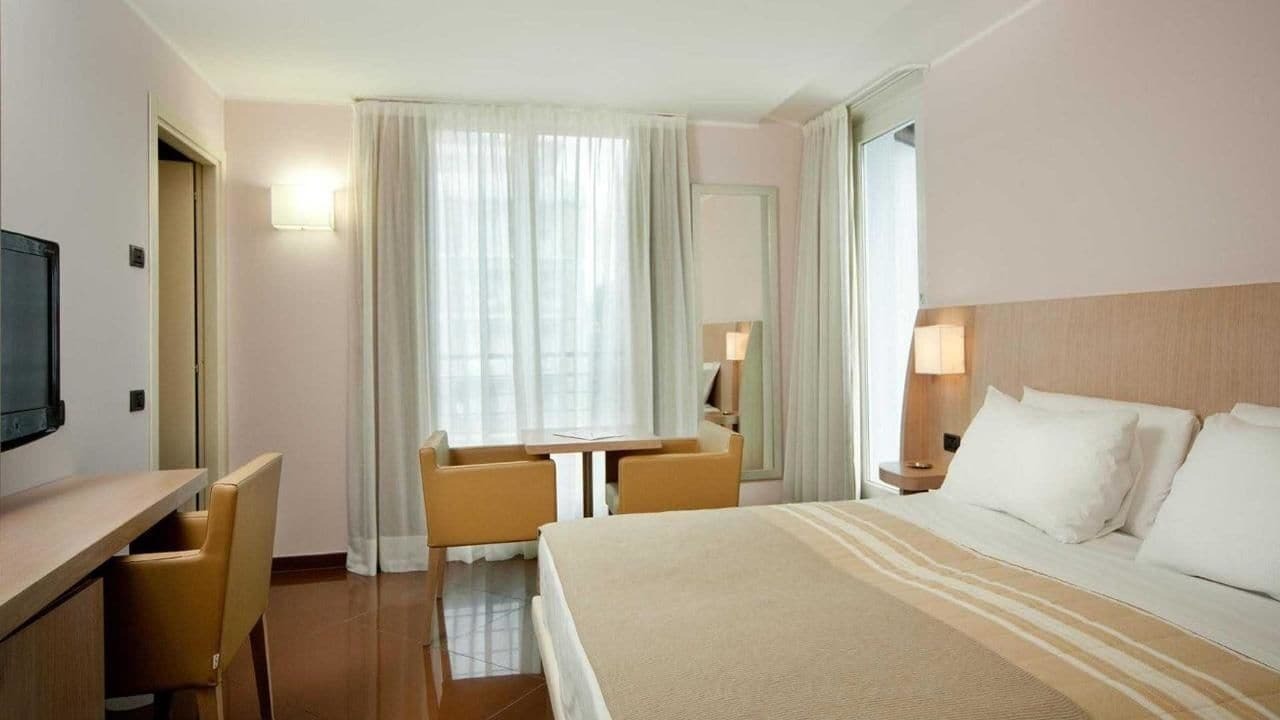 Hotel Chiaraluna Civitanova Marche Esterno foto