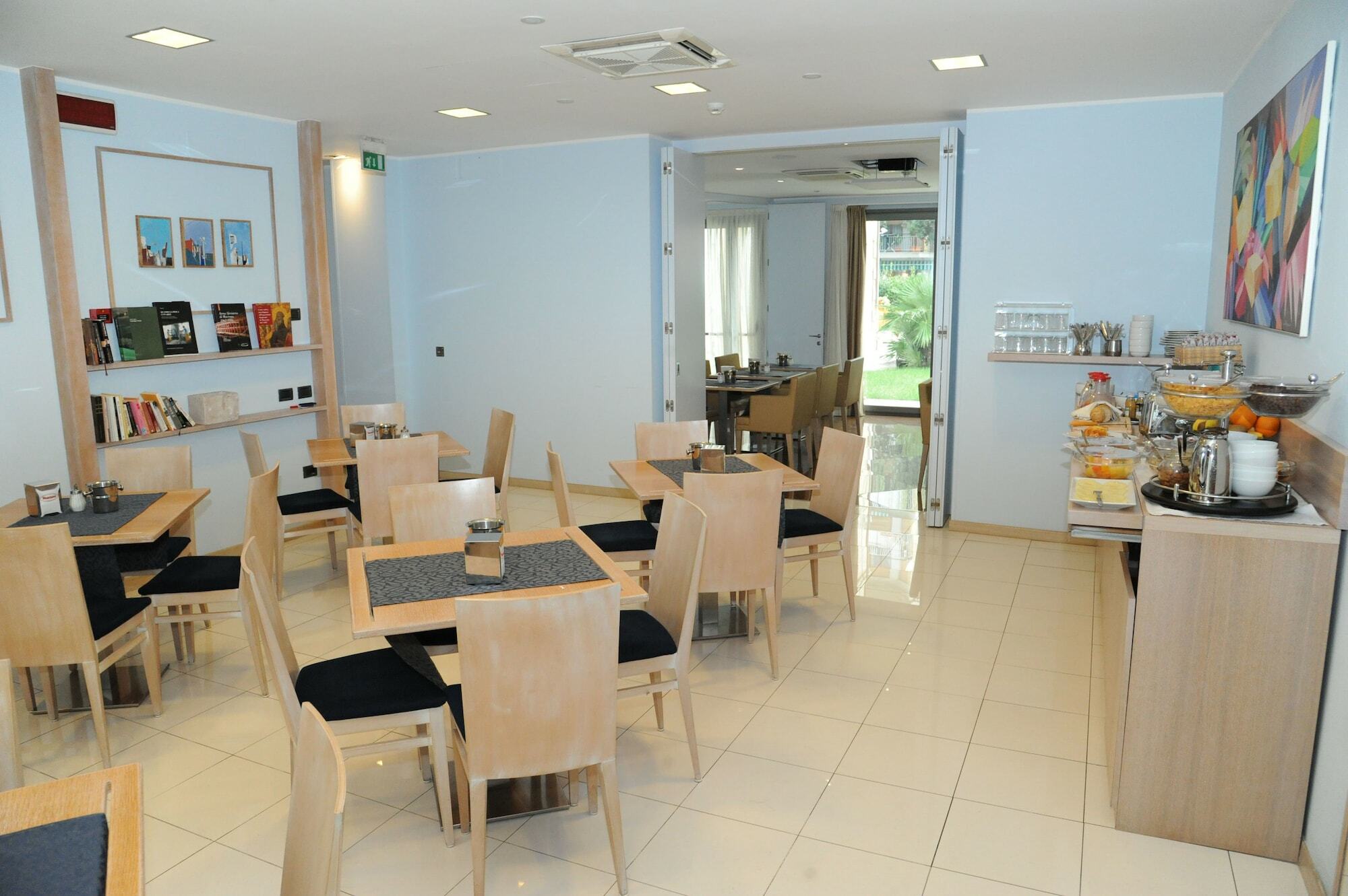Hotel Chiaraluna Civitanova Marche Esterno foto